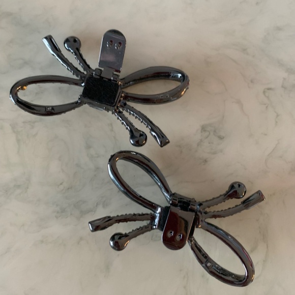 WHBM Jewelled Bow Shoe Clip. NWT - Picture 7 of 7